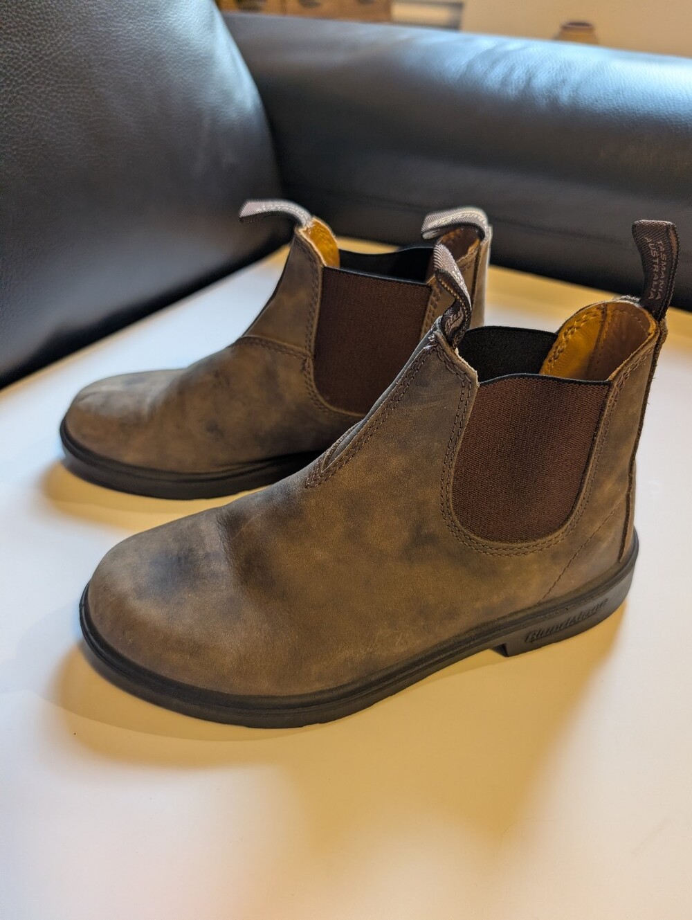 Blundstone Chelsea Boots in Taupe Brown Size 6(3) In VGUC - Picture 3 of 9